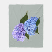 Twee Hydrangea Lavendel en Blauw Fleece Deken (Voorkant)