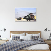 Twee Iraakse Mi-17 Hip Helikopters Canvas Afdruk (Insitu (Slaapkamer))
