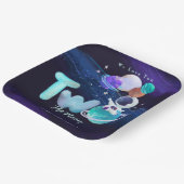 Twee jaar na de geboorte. papieren bordje (Gebogen)