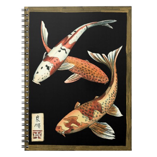 Twee Japanse Koi Goldfish op zwarte achtergrond Notitieboek (Voorkant)