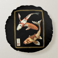 Twee Japanse Koi Goldfish op zwarte achtergrond