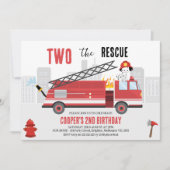 Twee jongens lezen verjaardag van brandweerman kaart (Voorkant)