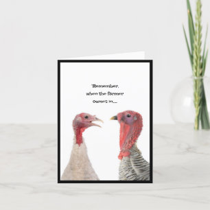 Twee kalkoenen denken aan Thanksgiving Kaart