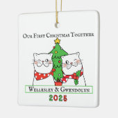 Twee katten eerste kerst samen keramisch ornament (Links)