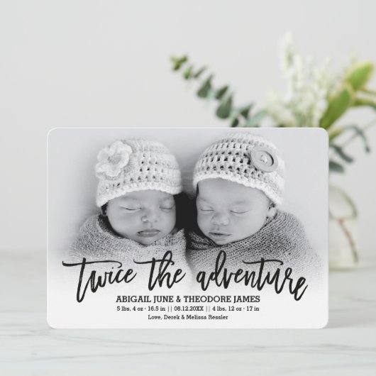 Twee keer de Aventure Modern Twins Birth Announcem Aankondiging (Staand voorkant)