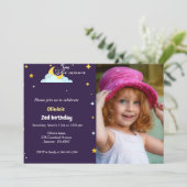 Twee keer de uitnodiging van het tweede verjaardag (Staand voorkant)