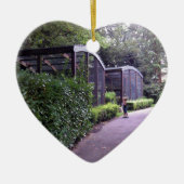 twee kinderen in het park keramisch ornament (Voorkant)