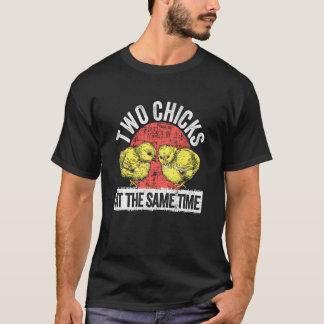 Twee kippen Dierenpun Humor Sarcasm Weird Gag T-shirt