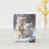 Twee Kittens Blauwe Ogen Spelen Sneeuw Blank Groet Kaart (Gele Bloem)