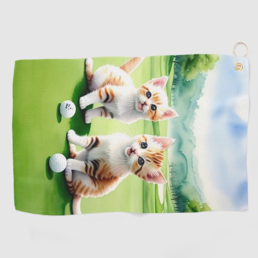 Twee Kittens die golfhanddoek spelen (Horizontaal)