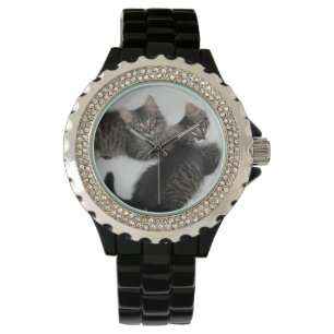 Twee Kittens kijken toe Horloge