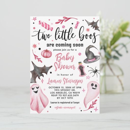 Twee kleine Boos Halloween Baby shower Kaart (Staand voorkant)