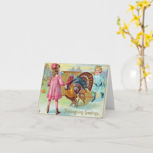 Twee kleine meisjes die een Turkse Thanksgiving zo Kaart (Gele Bloem)