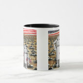 Twee kleine patriottische robots met veel tanks mok (Midden)