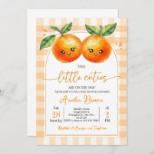 Twee kleine schatjes zijn op de weg uitnodiging Si (Voorkant / Achterkant)