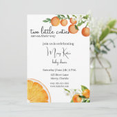 Twee kleine schatjes zijn op weg naar het baby sho kaart (Staand voorkant)