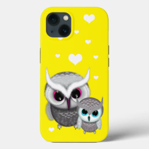 Twee Kleine Uilen en Harten op Fel Geel iPhone 13 Hoesje