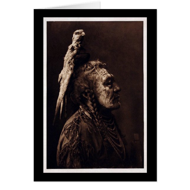 Twee Klokjes, een Crow Medicine Man. (Voorkant)