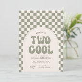 Twee koele groene retro checker 2e verjaardag kaart (Staand voorkant)