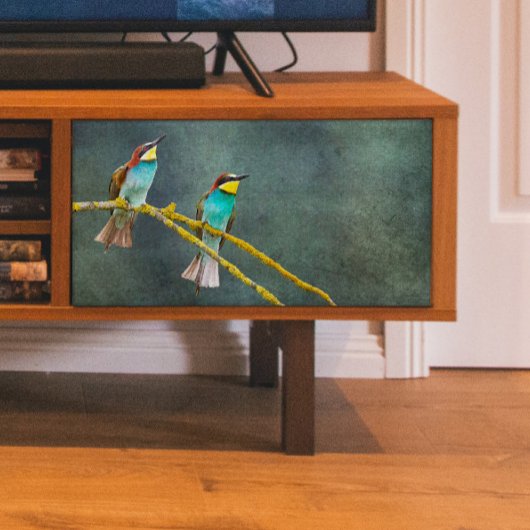 Twee kolibries kijken naar decoupage tissuepapier