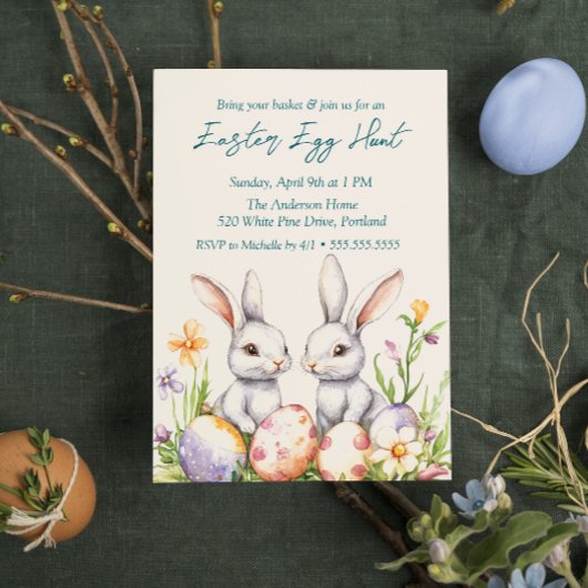 Twee konijnen Eieren en bloemen Paaseieren Hunt Kaart