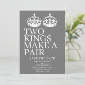 Twee koningen maken een paardenweddenschap aankondiging (Staand voorkant)