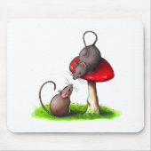 Twee Kute Little Mice en een Toadstool: Kunstwerk Muismat (Voorkant)