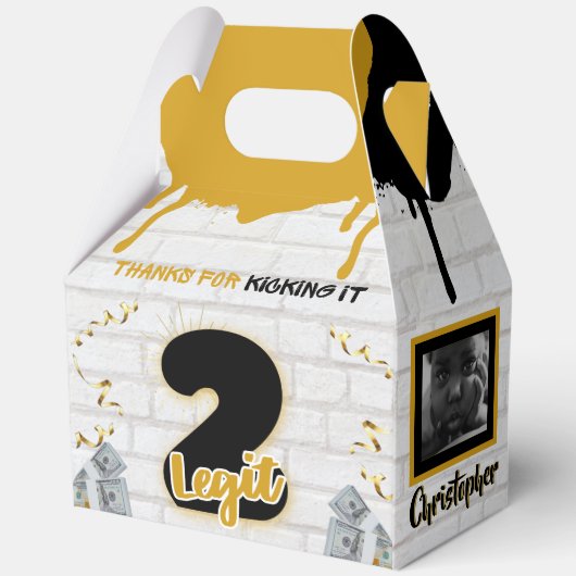 Twee Legit Retro 90's Hip Hop 2e verjaardag Foto Bedankdoosjes (Achterkant)