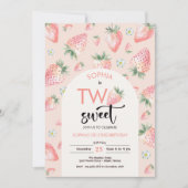 Twee lieve aardbeien kinderen verjaardag kaart (Voorkant)