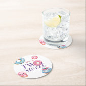 Twee lieve donut verjaardagsfeest ronde kartonnen onderzetter (Insitu)