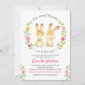 Twee lieve konijntjes op de weg Schattige tweeling Kaart (Voorkant)