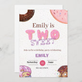 Twee lieve meisje donut verjaardag uitnodiging (Voorkant / Achterkant)