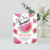 Twee lieve meloen verjaardagsfeestuitnodiging (Staand voorkant)