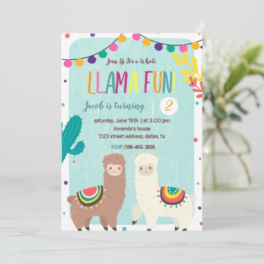 Twee Llamas Chalkboard Birthday Uitnodiging (Staand voorkant)