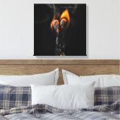 Twee lucifers die elkaar omhelzen canvas afdruk (Insitu (Slaapkamer))