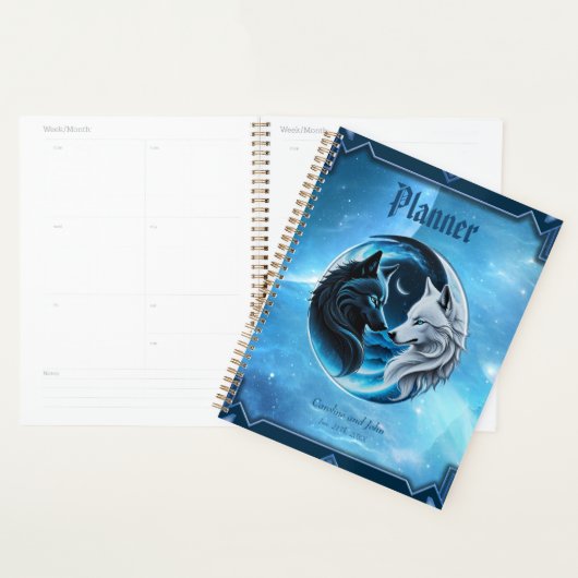 Twee majestueuze wolfskoppen planner (Display)