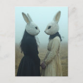 Twee mensen in konijnenmaskers in mist briefkaart (Voorkant)