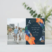 Twee minder vissen | Aankondiging foto-Verloving (Staand voorkant)