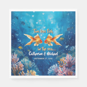 Twee minder vissen in de onderwater bruiloft servet