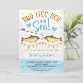 Twee minder vissen in de Zee Wedding Shower-uitnod Kaart (Staand voorkant)
