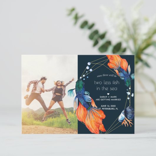 Twee minder Vissen sparen de Kaart van de Datum (Staand voorkant)