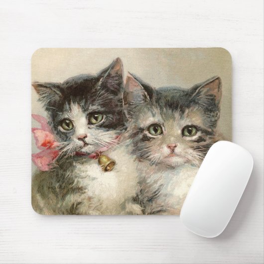 Twee mooie Victoriaans kittens. Muismat (Met muis)