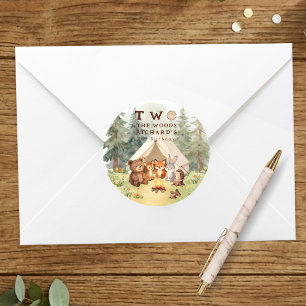 Twee naar het bos Happy Camper 2de verjaardagsfees Ronde Sticker