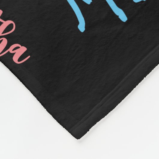 Twee namen stellen zich op monogram blauw lichtroz fleece deken (Hoek)