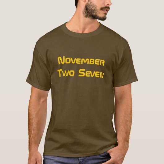 Twee november zeven t-shirt (Voorkant)