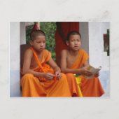Twee Novice Monks studeren Briefkaart (Voorkant)