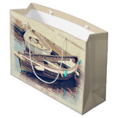 Twee oude roeiboten met houten boten groot cadeauzakje (Achterkant Gekanteld)