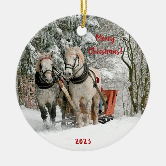 Twee paarden en slee in de sneeuwkeramiek keramisch ornament (Voorkant)