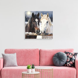 Twee paarden op een besneeuwde boerderij onder de  canvas afdruk