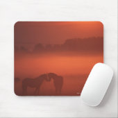 Twee paarden op zonsondergang muismat (Met muis)